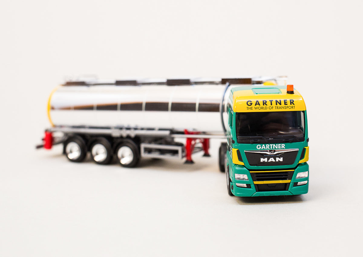 MAN TGX XLX Euro 6 Tank-Sattelzug 1:87