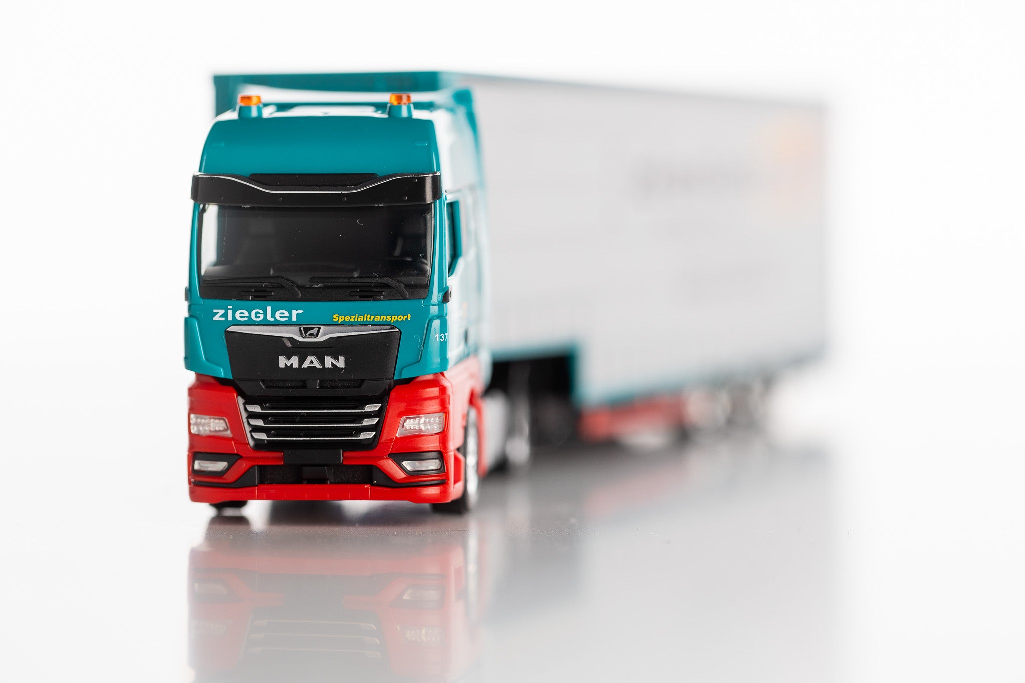 MAN TGX GX Sattelzug "Ziegler" Gartner